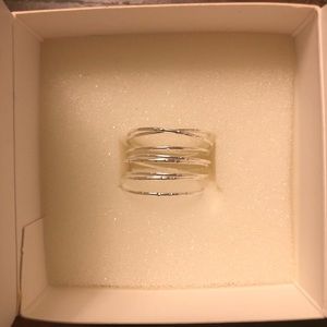 Stella and Dot Gwen Wrap Ring